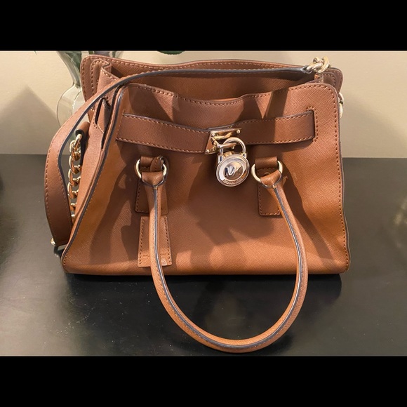 Michael Kors bag - Picture 1 of 4